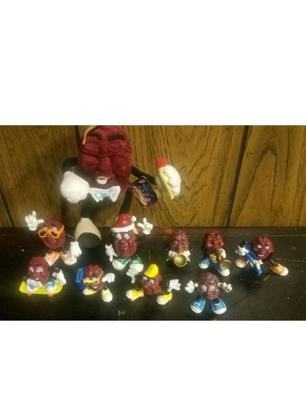 Lot Of 10 Vintage California Raisins Plastic & Plush 80s Skatebord Santa Music